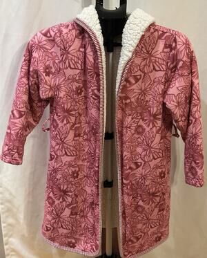 Woodrow & Friends Pink Bathrobe Girls size 10/12